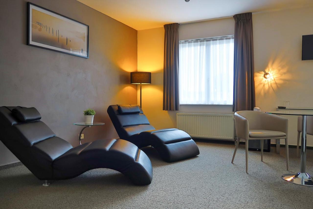 גנט Hotel Adoma מראה חיצוני תמונה