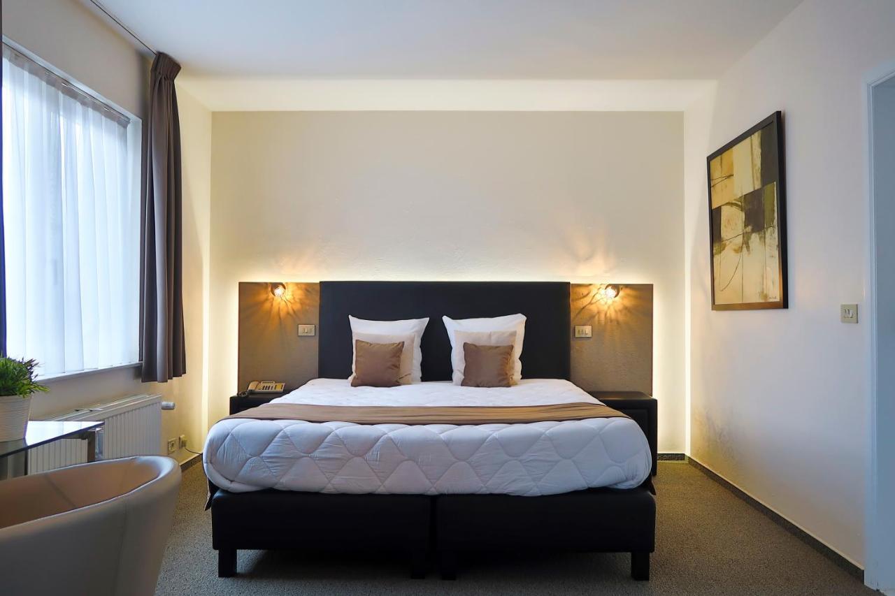 גנט Hotel Adoma מראה חיצוני תמונה